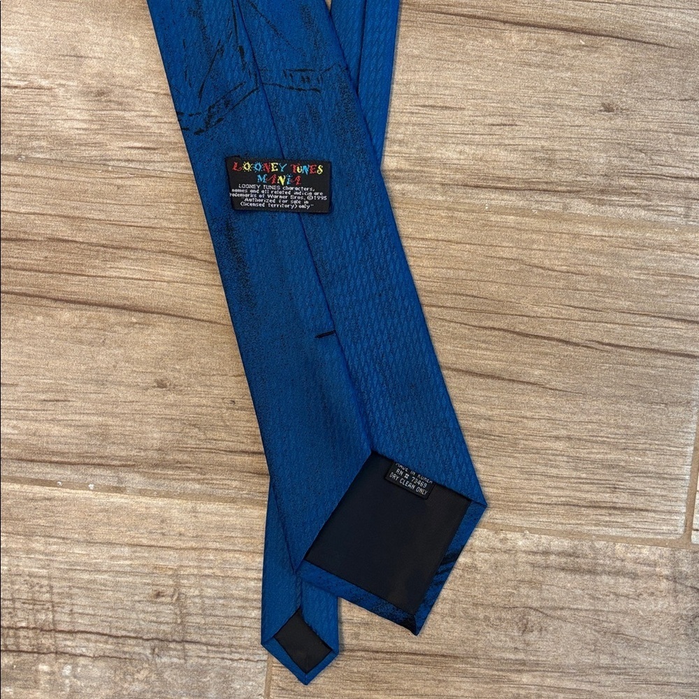 Looney Tunes Vintage 1990’s Blue Cartoon Character Tie - Picture 2 of 3